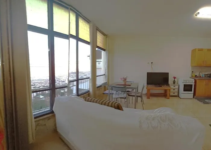 Amazing Panorama Bay View 3 Room Flat